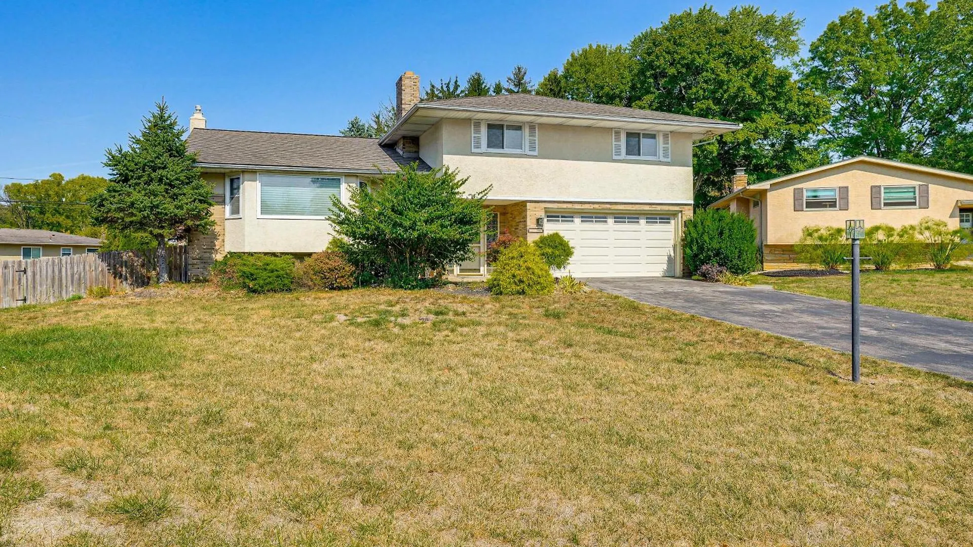 Pet-Friendly Home With Yard 12 Mi To Dtwn Columbus! 0*, Columbus USA