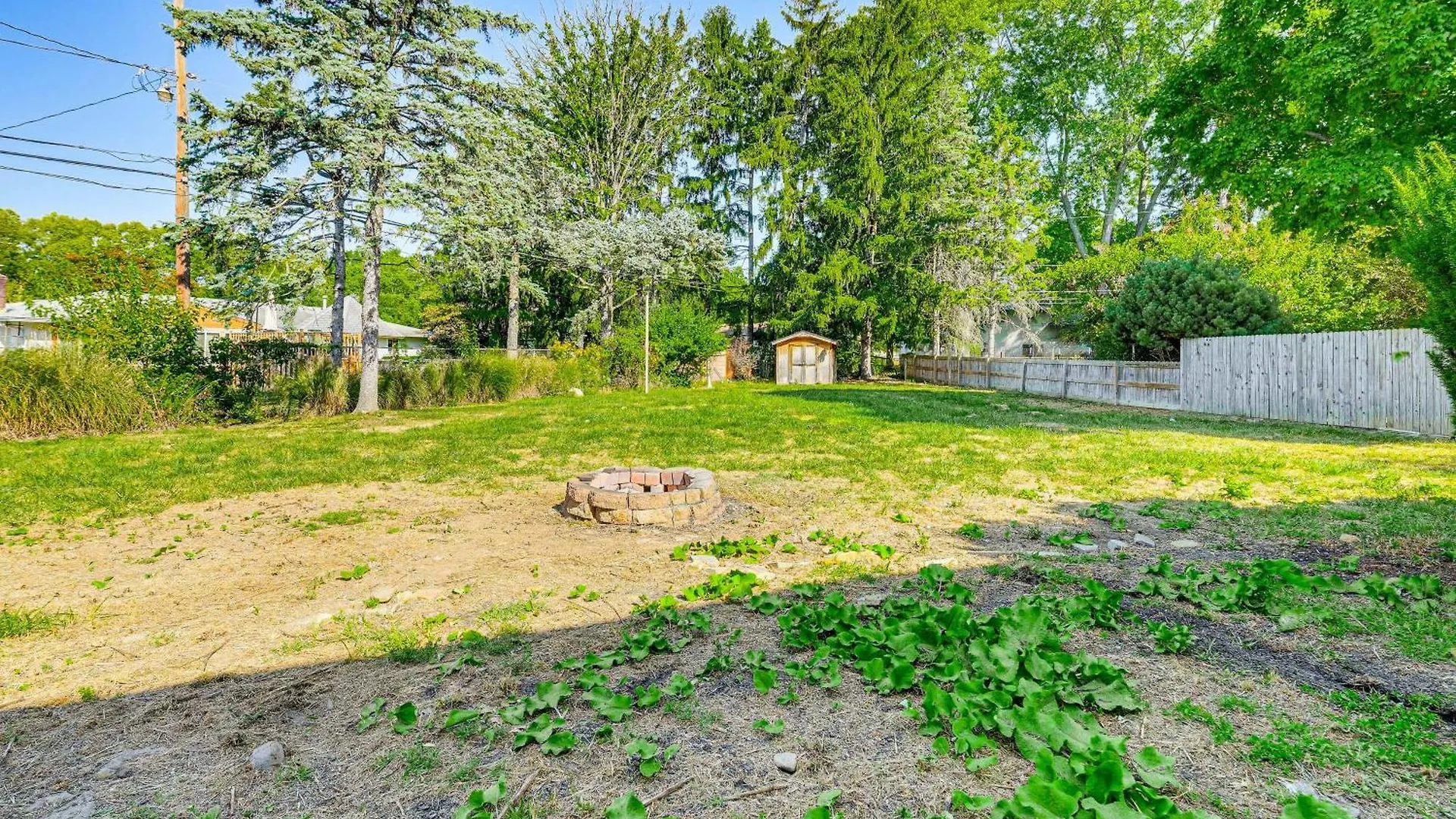 Pet-Friendly Home With Yard 12 Mi To Dtwn Columbus! Prázdninový dům Columbus