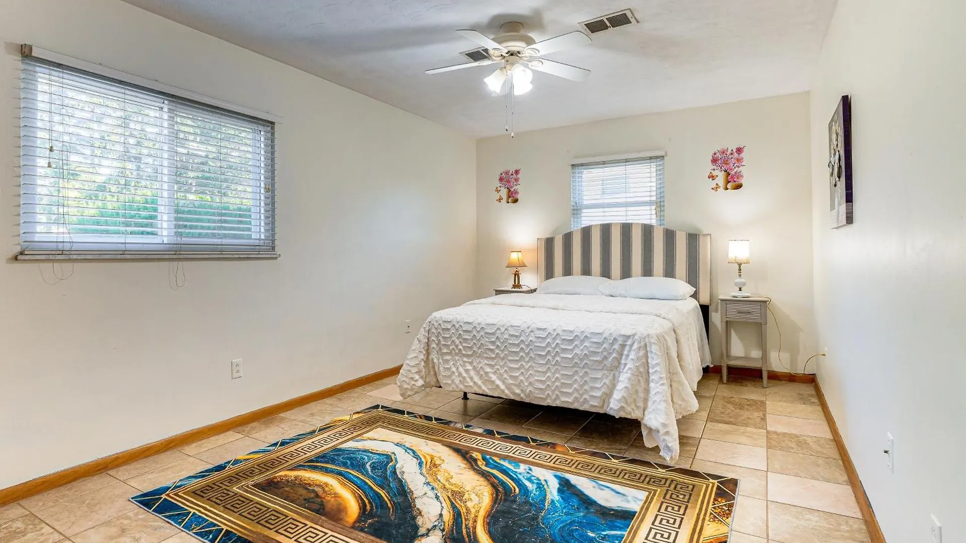 Pet-Friendly Home With Yard 12 Mi To Dtwn Columbus! Columbus